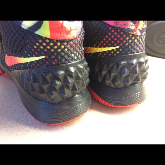 Nike Kyrie 1 Dream Basketball Size 11 Irving NDS - Picture 7 of 8